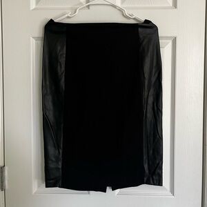 Michael Kors Pencil Skirt with leather look accents Size 8